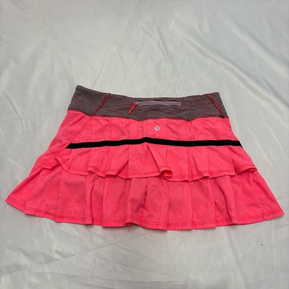 Lululemon Pace Setter Skirt Skort Size 6 Flash
/Wee Are From Space Deep Pink - Picture 2 of 10